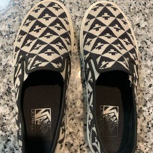 Black & White Tribal Vans